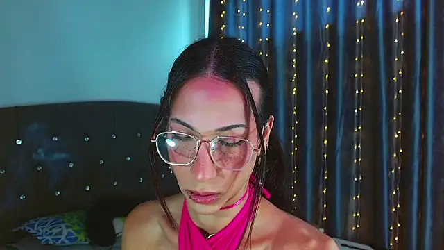 Kenisha Sweet online show from February 2026 02:04:02 PM