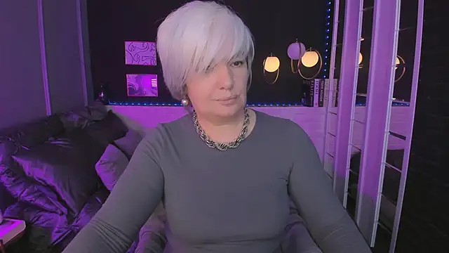 CarmenSoft online show from May 2026 09:01:01 PM