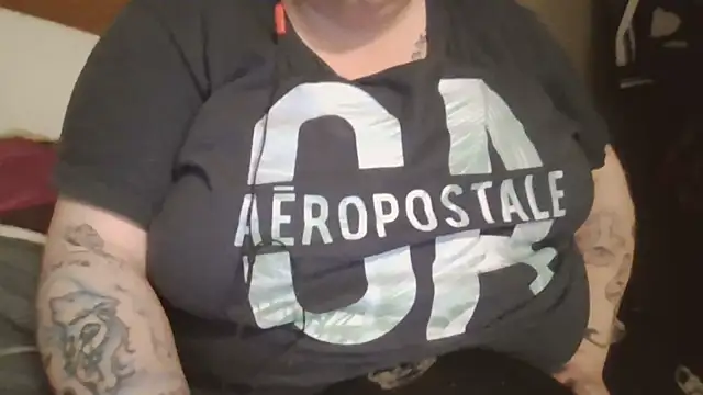 Snapshot of Ladyofmystery chatting on December 2024 04:19:02 AM Ladyofmystery online show from December 2024 04:19:02 AM