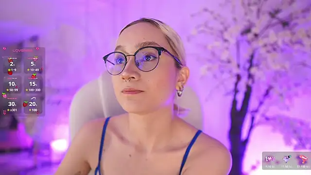 Snapshot of DalahiaRush chatting on February 2025 11:50:01 AM DalahiaRush online show from February 2025 11:50:01 AM