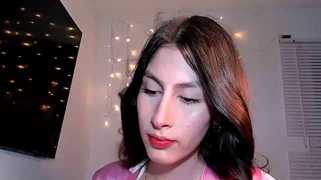 Snapshot of valeria_gonzales_ chatting on December 2024 01:36:02 AM valeria gonzales online show from December 2024 01:36:02 AM