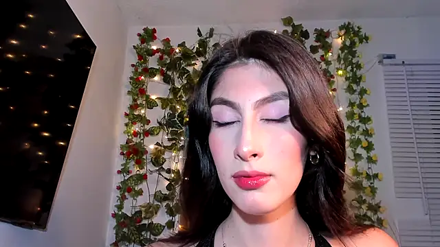 Snapshot of valeria_gonzales_ chatting on January 2025 12:18:01 AM valeria gonzales online show from January 2025 12:18:01 AM