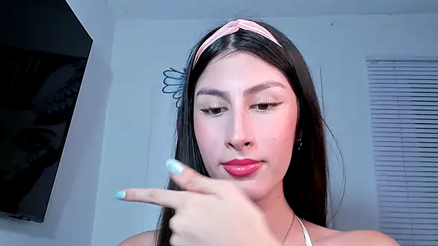 Snapshot of valeria_gonzales_ chatting on March 2025 11:39:01 PM valeria gonzales online show from March 2025 11:39:01 PM