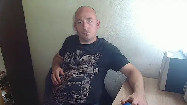 Snapshot of Johan___Barker chatting on November 2025 11:09:02 AM Johan Barker online show from November 2025 11:09:02 AM