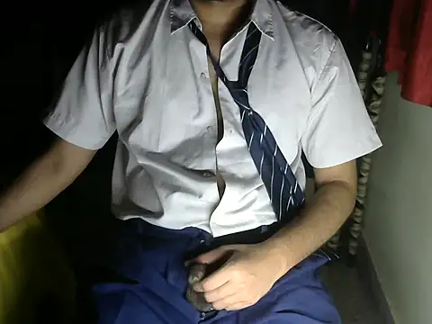 Snapshot of aloneboy1996 chatting on August 2026 08:08:01 PM aloneboy1996 online show from August 2026 08:08:01 PM