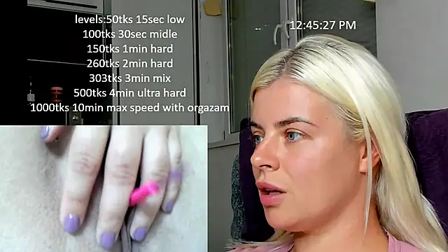 queenofthenighttt online show from October 2025 10:44:02 AM