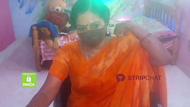 Snapshot of Novapol chatting on December 2024 05:32:01 PM Novapol online show from December 2024 05:32:01 PM