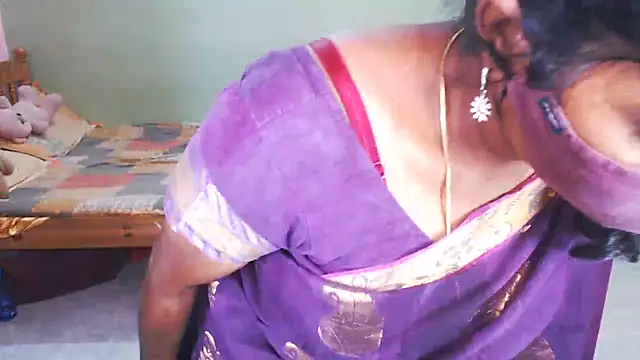 Snapshot of Novapol chatting on February 2026 11:42:02 AM Novapol online show from February 2026 11:42:02 AM