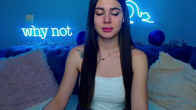 ViollinaLove online show from January 2025 05:51:01 PM