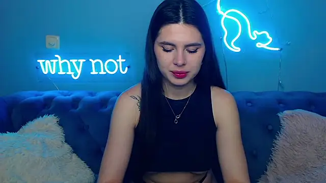 ViollinaLove online show from February 2026 05:47:01 AM