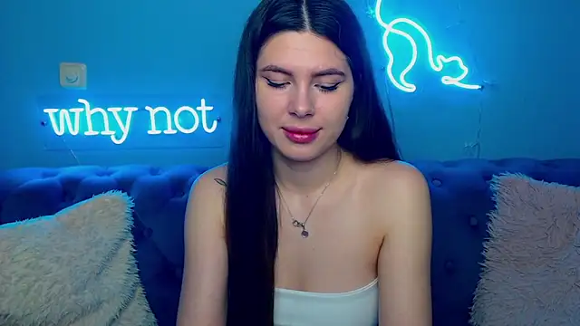 ViollinaLove online show from April 2026 04:48:02 AM