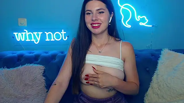 ViollinaLove online show from June 2026 04:48:02 AM