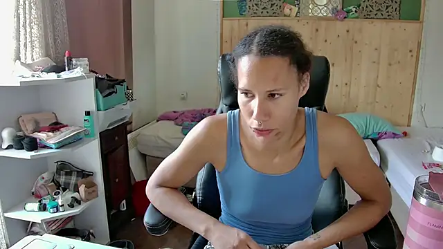 AaliyahHarris online show from June 2026 01:34:02 PM