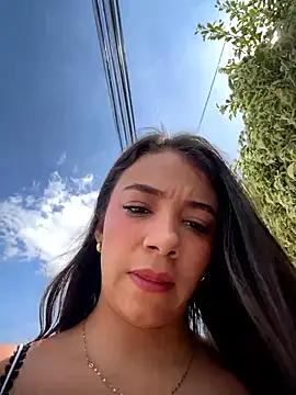 Hall 16 online show from October 2025 03:10:02 PM