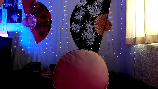 GamerGirlRoxyAndLee online show from June 2026 08:02:01 PM