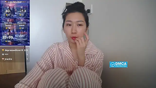 Snapshot of Asiagirll chatting on November 2025 03:37:02 AM Asiagirll online show from November 2025 03:37:02 AM