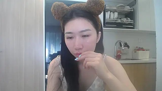 Asiagirll online show from May 2026 01:43:01 AM