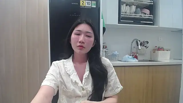 Asiagirll online show from May 2026 02:33:02 PM