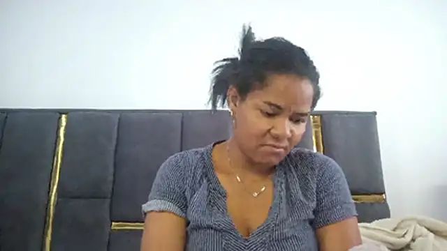 aleixane online show from June 2026 05:12:01 AM