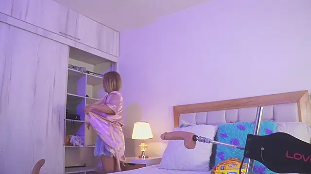 Snapshot of elena_mature chatting on December 2025 07:19:02 PM elena mature online show from December 2025 07:19:02 PM