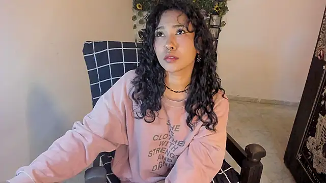 Mary Rosse1 online show from October 2025 07:03:02 PM