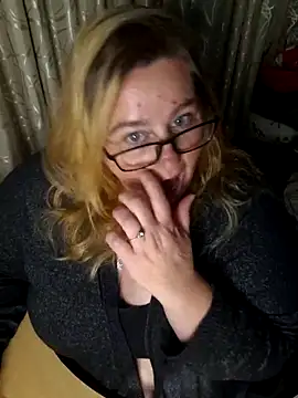 Iceprincess2bad4u online show from November 2025 06:18:02 PM