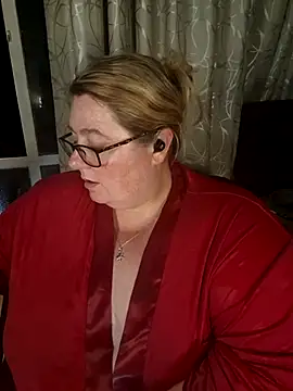 Snapshot of Iceprincess2bad4u chatting on March 2026 06:12:02 PM Iceprincess2bad4u online show from March 2026 06:12:02 PM