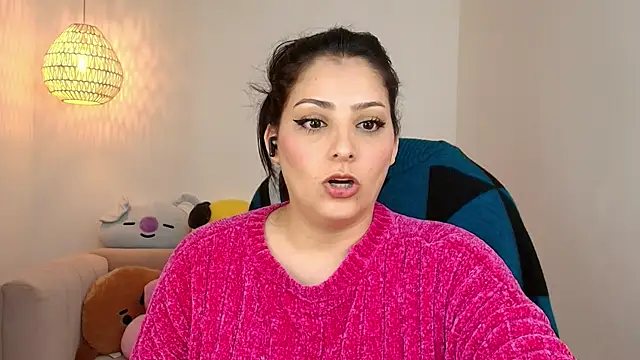 Snapshot of YummyAnna_ chatting on September 2025 08:23:01 PM YummyAnna online show from September 2025 08:23:01 PM