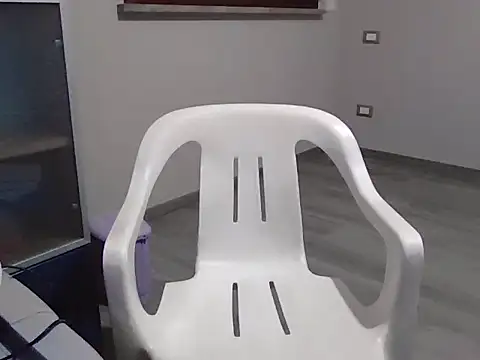 Snapshot of iron_boy80 chatting on December 2024 10:34:02 AM iron boy80 online show from December 2024 10:34:02 AM