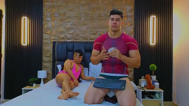 Snapshot of FelipeAndMarcello3 chatting on February 2025 02:25:02 PM FelipeAndMarcello3 online show from February 2025 02:25:02 PM