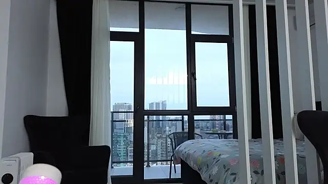 TammiLou online show from January 2025 04:41:02 AM