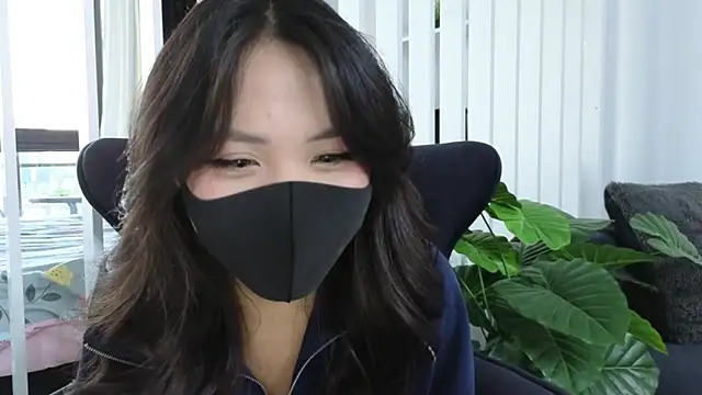 TammiLou online show from January 2025 04:37:02 AM