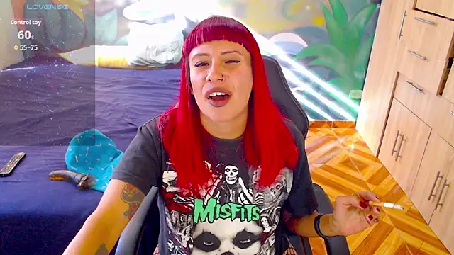 Snapshot of Eimy_lorens chatting on November 2025 08:14:01 PM Eimy lorens online show from November 2025 08:14:01 PM