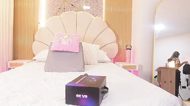 mssburbuja online show from November 2025 03:07:01 AM