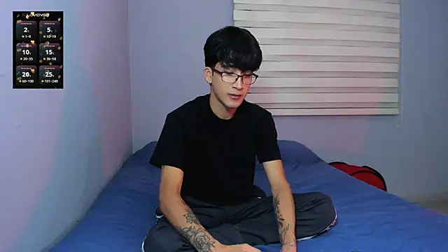 Snapshot of tom_Howard chatting on March 2026 01:08:01 AM tom Howard online show from March 2026 01:08:01 AM