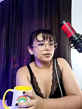 Snapshot of mary_diaz1 chatting on January 2025 08:06:01 AM mary diaz1 online show from January 2025 08:06:01 AM