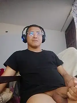 Mghty-cockl88 online show from January 2026 01:26:01 PM