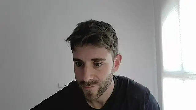 Snapshot of vargas90 chatting on April 2026 11:02:01 AM vargas90 online show from April 2026 11:02:01 AM