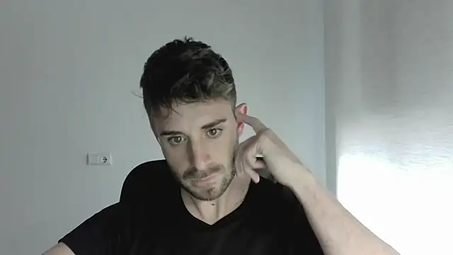 Snapshot of vargas90 chatting on April 2026 10:21:02 AM vargas90 online show from April 2026 10:21:02 AM