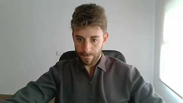 Snapshot of vargas90 chatting on May 2026 11:26:02 AM vargas90 online show from May 2026 11:26:02 AM