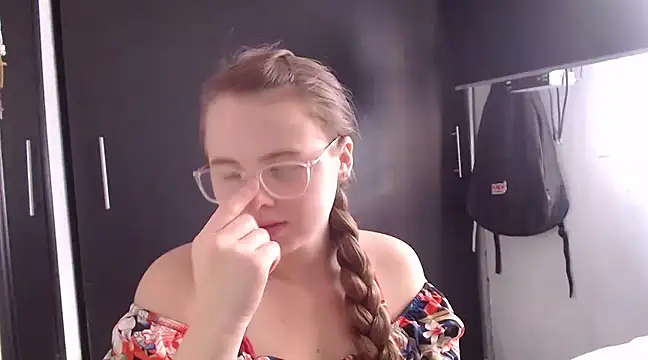 HellenMiyer1111 online show from February 2025 09:00:01 PM