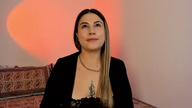 Snapshot of amelie_collins chatting on March 2025 02:19:01 AM amelie collins online show from March 2025 02:19:01 AM