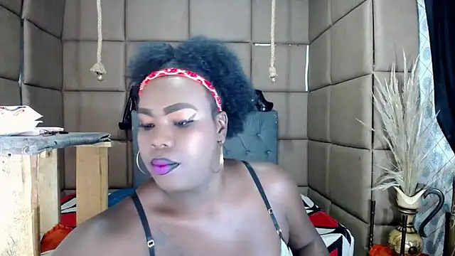 Snapshot of CatrinaGill chatting on October 2025 10:51:02 PM CatrinaGill online show from October 2025 10:51:02 PM