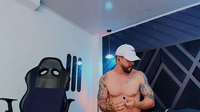 Petesevans online show from April 2026 02:27:02 AM