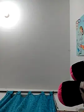 karlythothxh online show from May 2026 09:08:02 PM