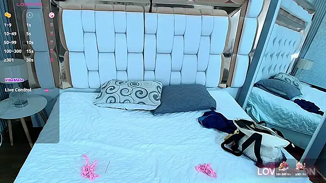 Snapshot of sexysistter chatting on December 2024 11:09:02 AM sexysistter online show from December 2024 11:09:02 AM