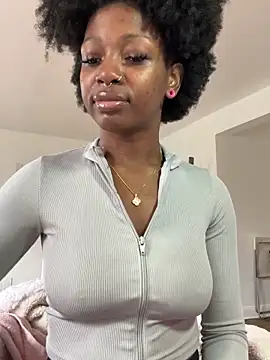 mochamimi online show from October 2025 05:22:01 PM