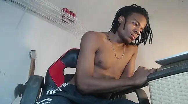 Snapshot of dann_hill chatting on March 2025 12:05:01 AM dann hill online show from March 2025 12:05:01 AM