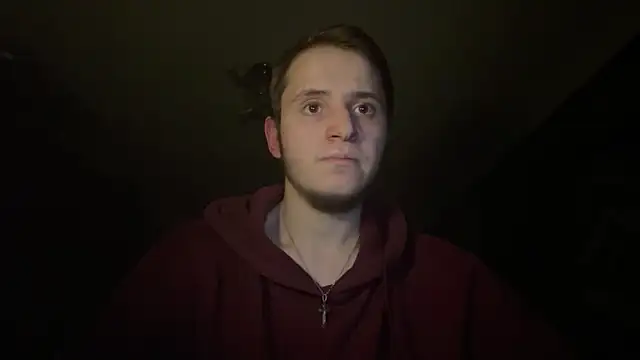 Snapshot of sweaticeboy chatting on December 2025 06:14:02 PM sweaticeboy online show from December 2025 06:14:02 PM