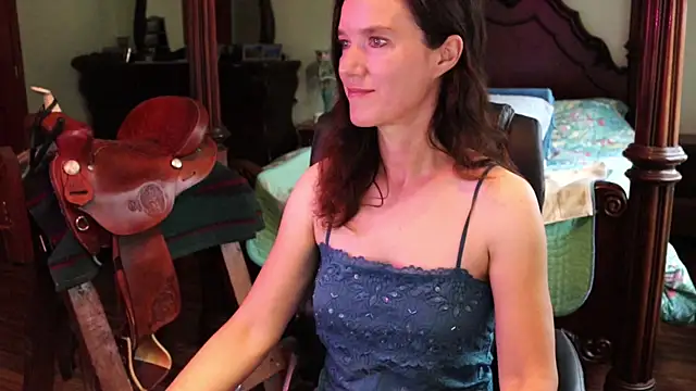 thornburyrose online show from November 2025 07:02:02 PM